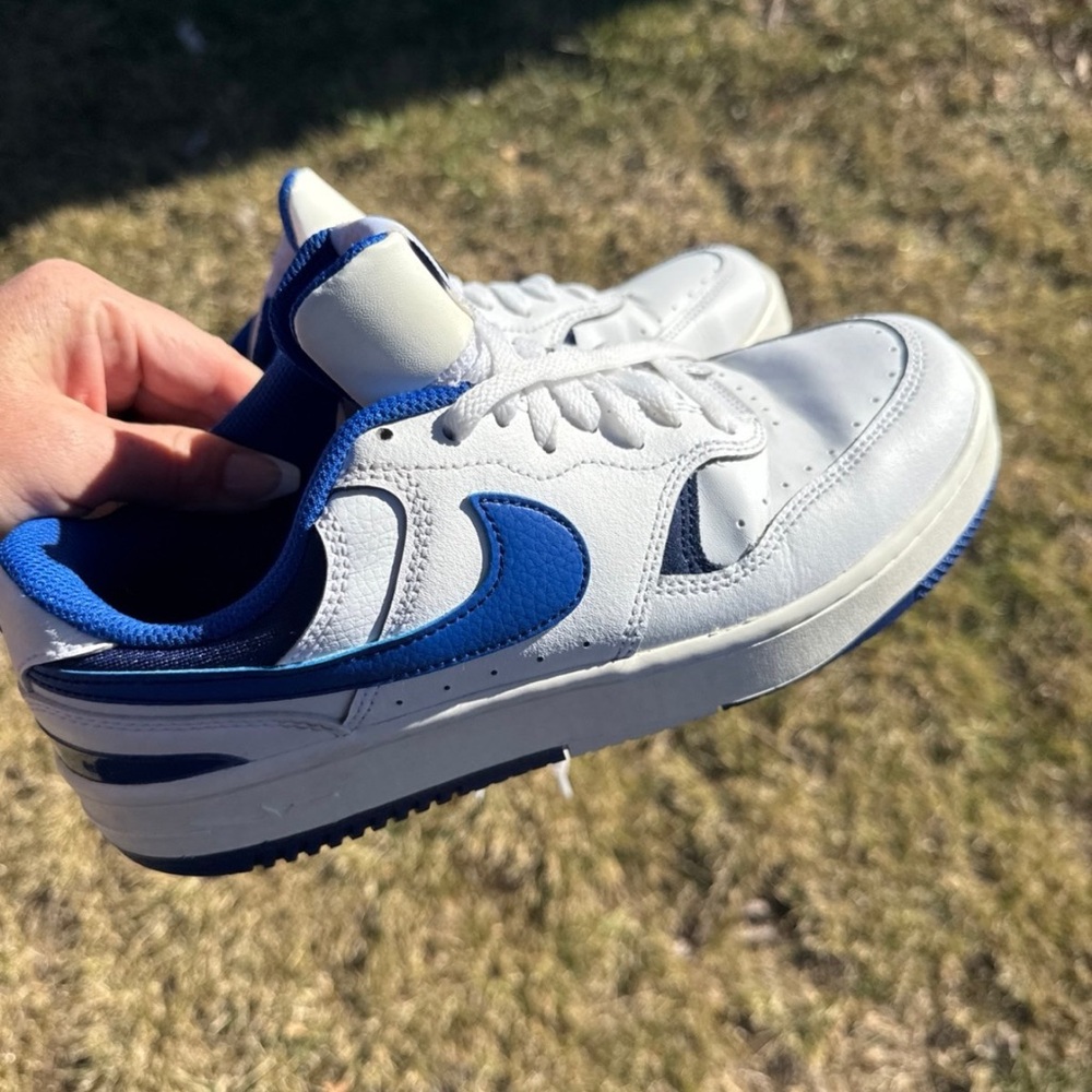 Nike